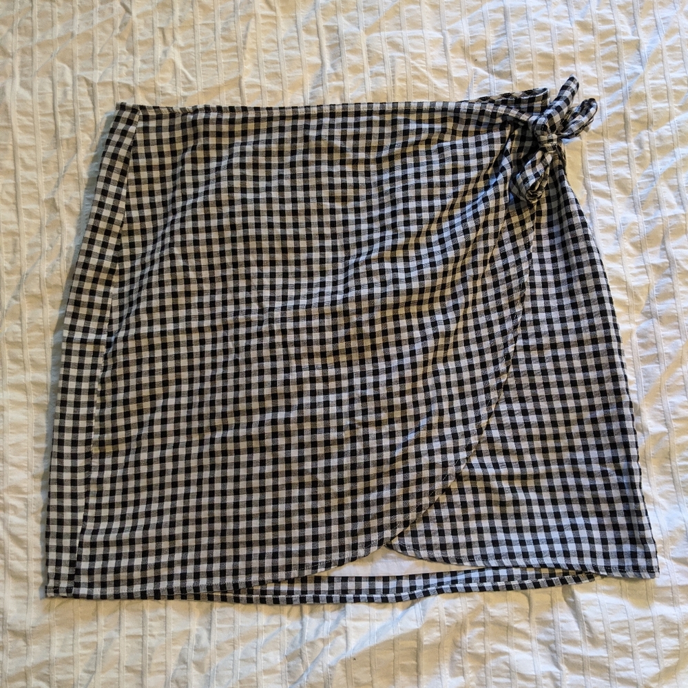 Madewell checkered wrap skirt